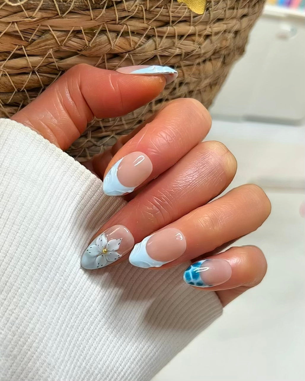 Coastal Reverie |3D FIoral press-on Nails